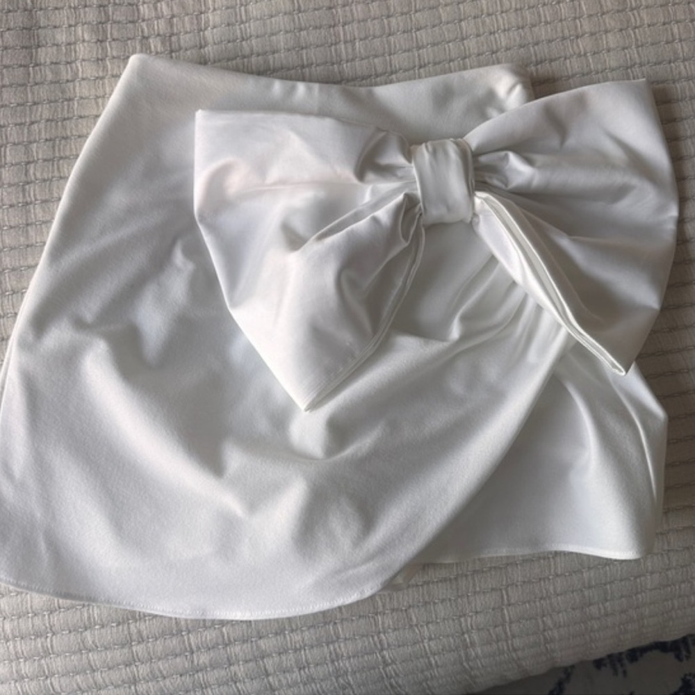 Zara White Bow Skort